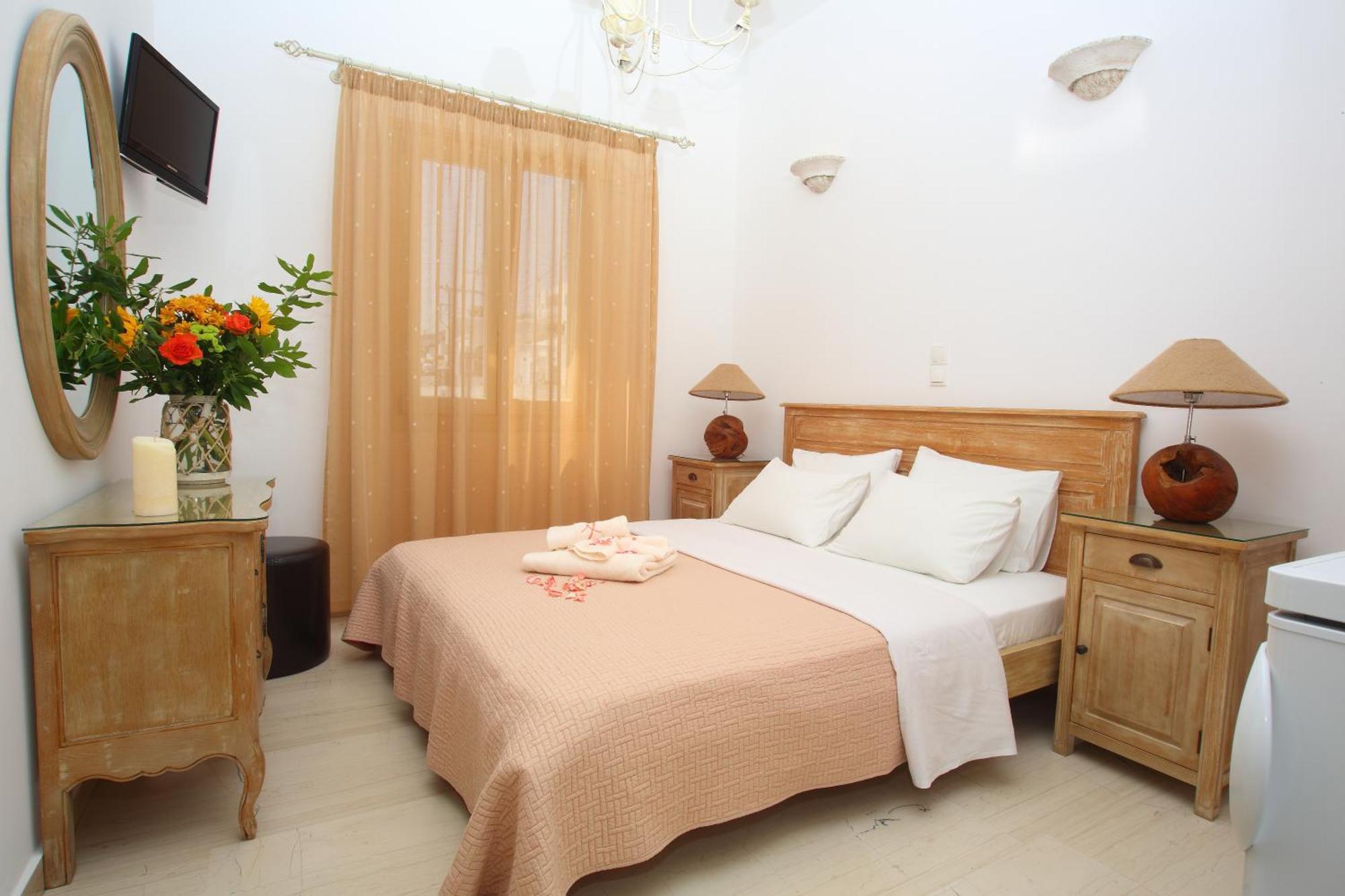 Pension Anna Naousa  Exterior photo